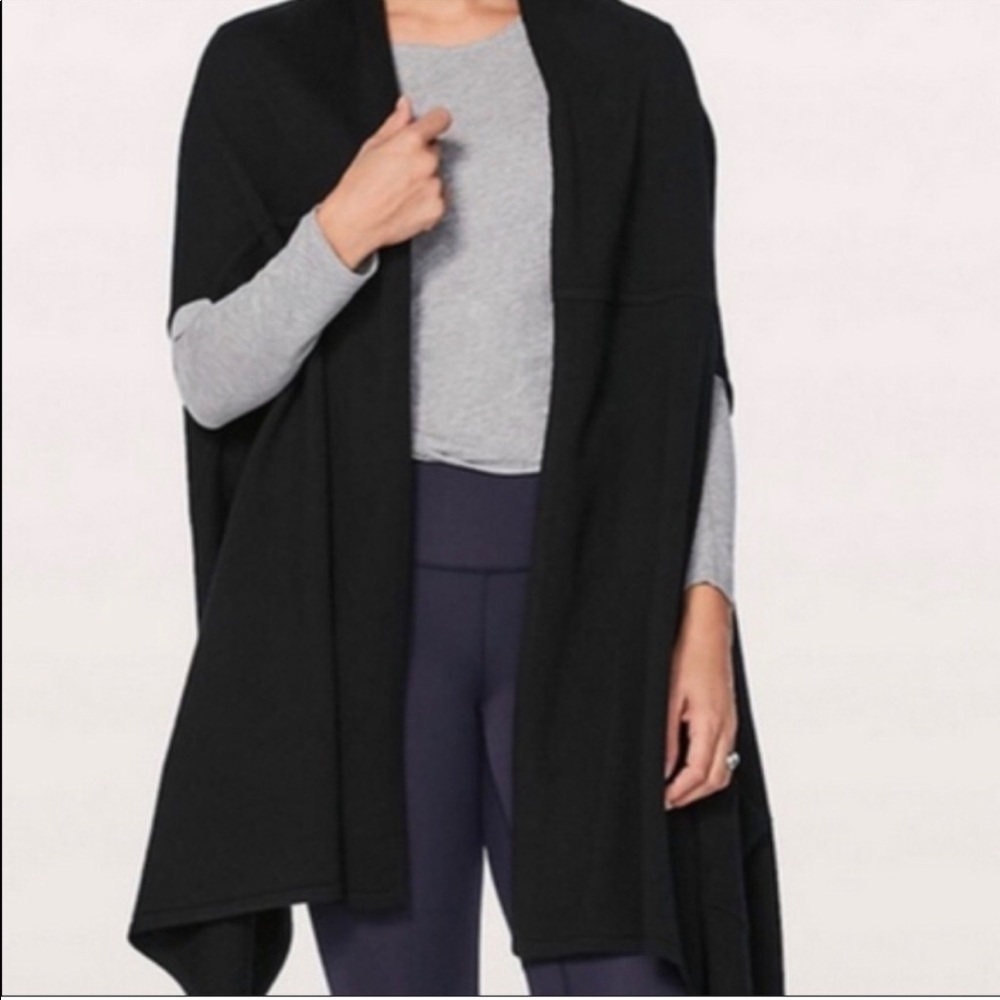 Lululemon Live Freely Scarf Shawl Cardigan Merino Wool Wrap OS